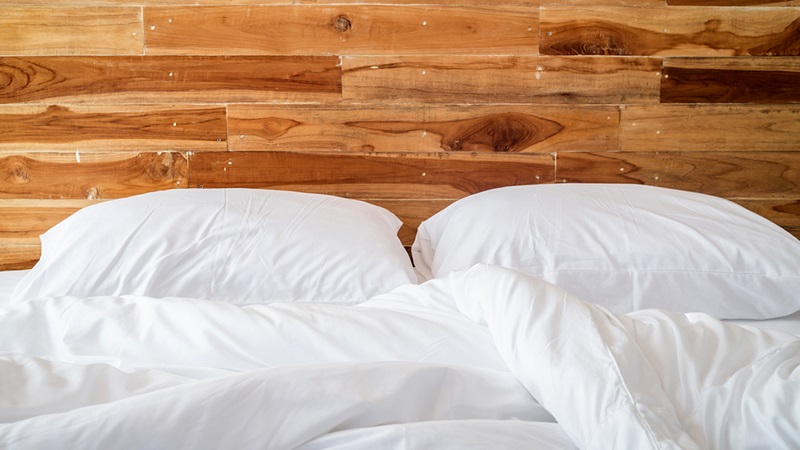 How regularly wash your pillows? Discover various tricks to do