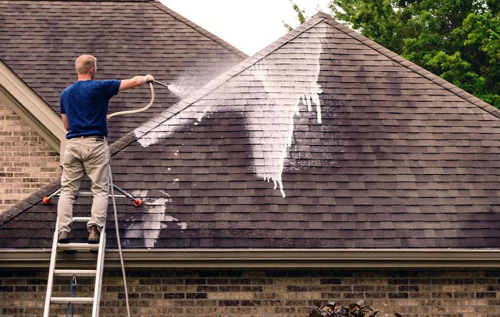 What is the best way to clean a roof
